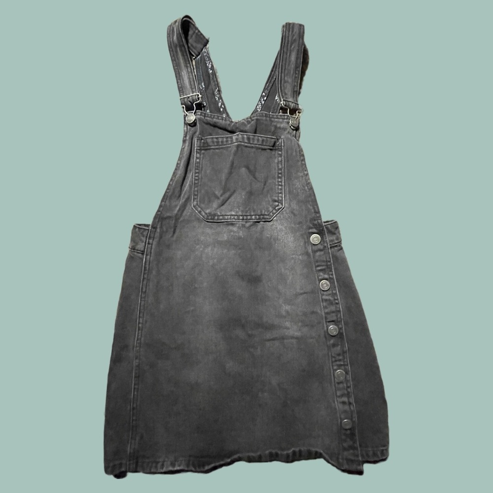 Overall dress